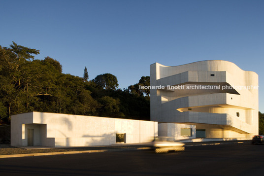 fundação iberê camargo alvaro siza