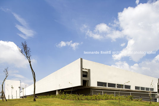 sabina - escola parque do conhecimento paulo mendes da rocha