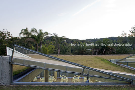 restaurante oiticica - inhotim rizoma arquitetos