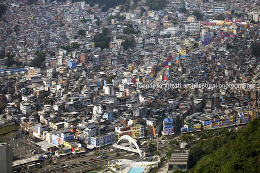 passarela rocinha oscar niemeyer