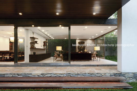 casa terra nova isay weinfeld