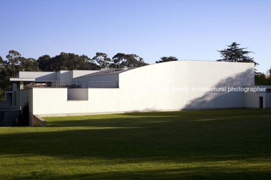 fundação serralves alvaro siza