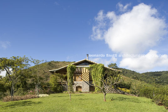 casa cm - fazenda prata bernardes+jacobsen