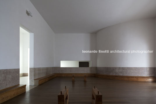 igreja de santa maria alvaro siza