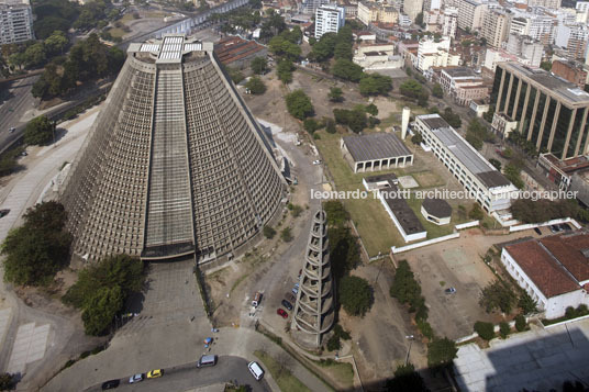 catedral metropolitana rio burle marx