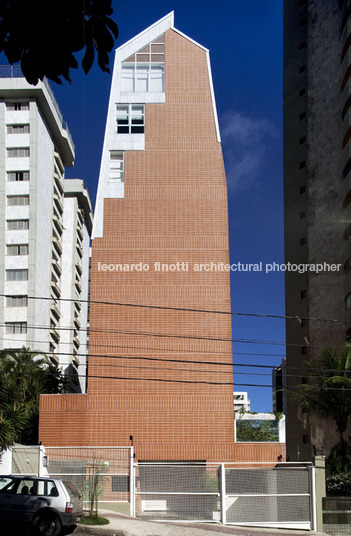 loft building julio araujo teixeira