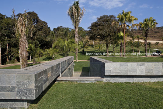 hélio oiticica+neville d’almeida: galeria cosmococa - inhotim arquitetos associados