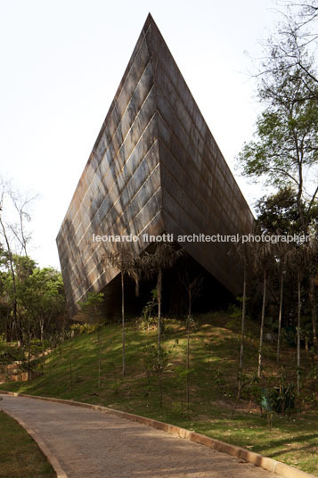 galeria miguel rio branco - inhotim arquitetos associados