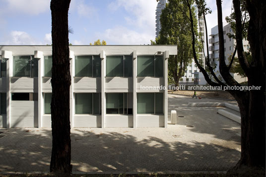 escola secundária garcia de orta bak gordon arquitectos