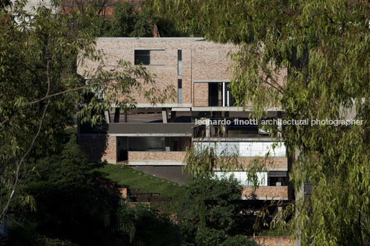 estudios terra arquitetos associados