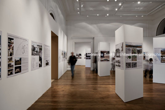 patrimonio arquitetonico e urbanistico de mocambique exhibition at mcb 