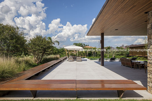 casa fb - fazenda boa vista jacobsen arquitetura