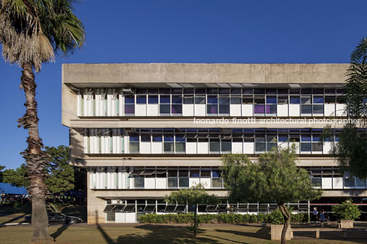 centro administrativo virgílio galassi acácio gil borsoi