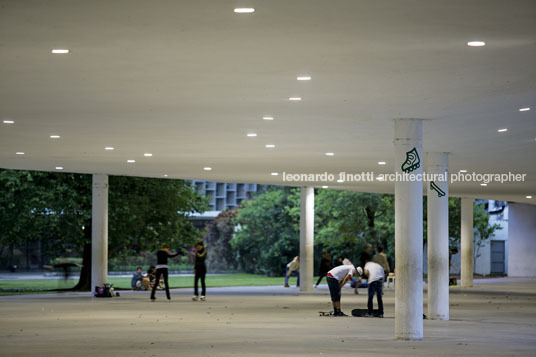 marquise - parque ibirapuera oscar niemeyer