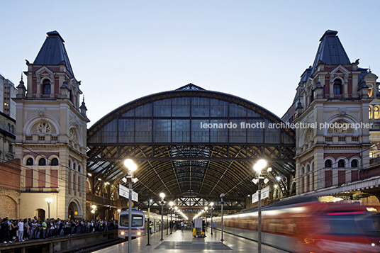 estação da luz charles henry driver