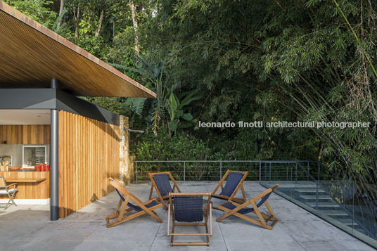 casa delta - são pedro bernardes arquitetura