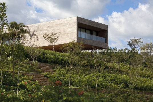 residência ct - quinta da baroneza bernardes+jacobsen