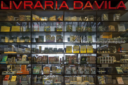 livraria da vila 2 - cidade jardim isay weinfeld