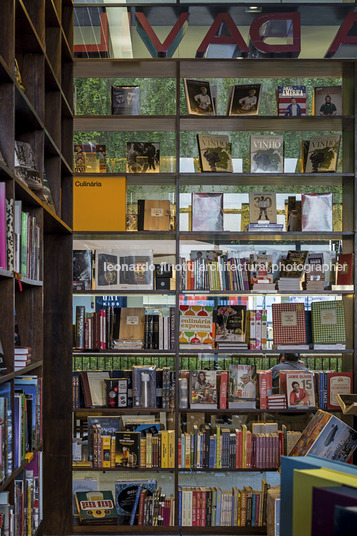 livraria da vila 2 - cidade jardim isay weinfeld