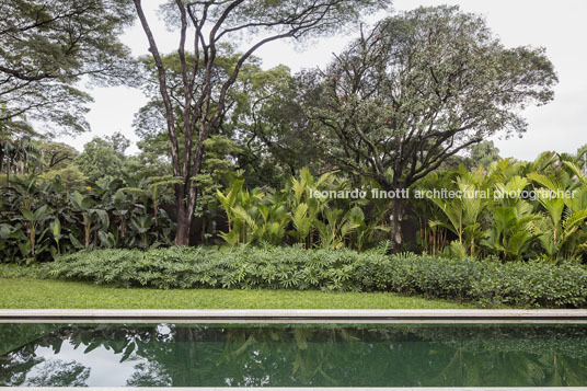 casa je jacobsen arquitetura