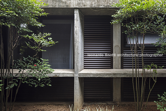 casa antônio junqueira paulo mendes da rocha