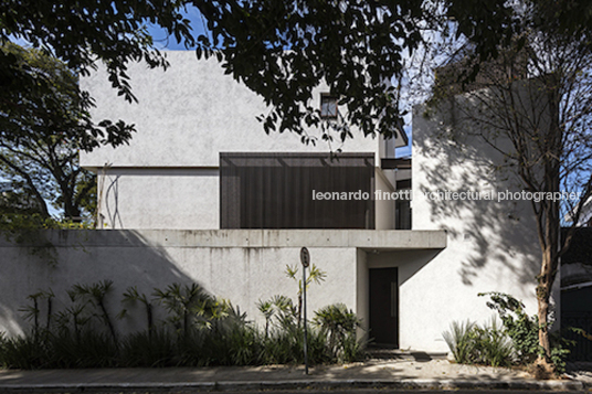 ic residence reinach mendonça