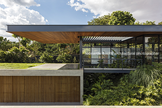 ep house perkins+will