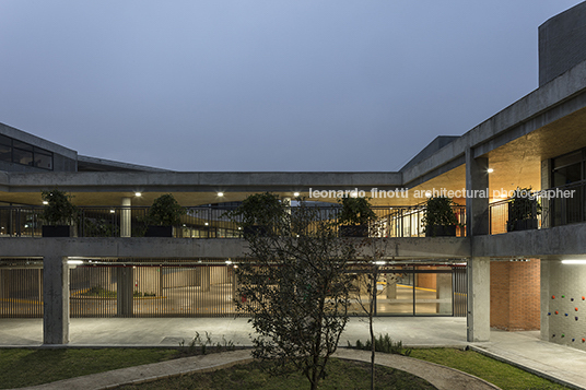 colegio beelieve 3arquitectura