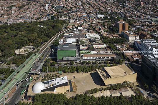 planetario de medellín marco aurelio baquero