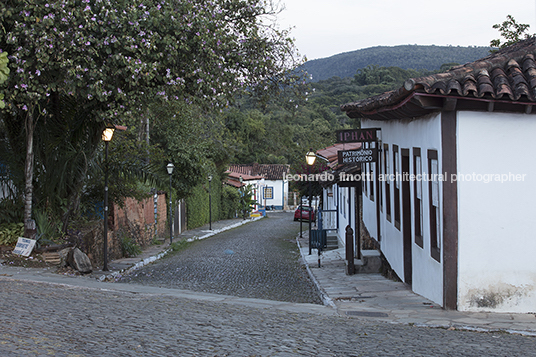 pirenópolis snapshots several authors