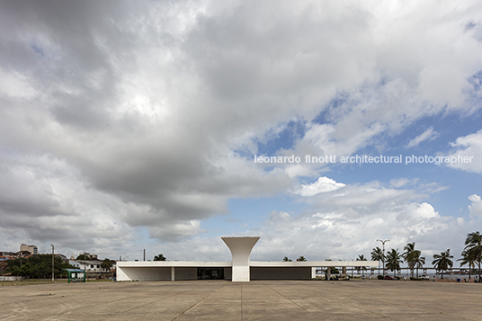 maria aragão square oscar niemeyer