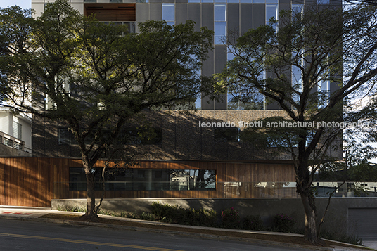 lacerda isay weinfeld