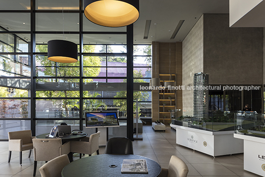 showroomayoshii baggio schiavon arquitetura