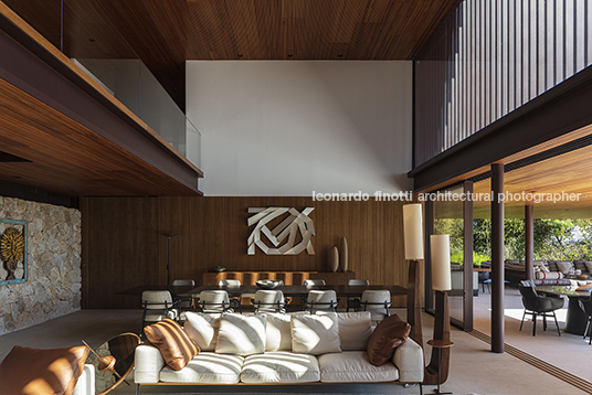 casa lr jacobsen arquitetura