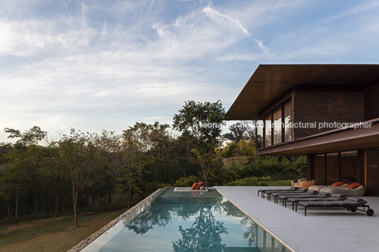 casa lr jacobsen arquitetura