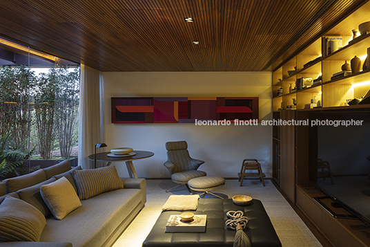 casa lr jacobsen arquitetura