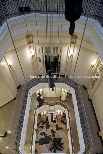 antony gormley: still being - ccbb marcello dantas