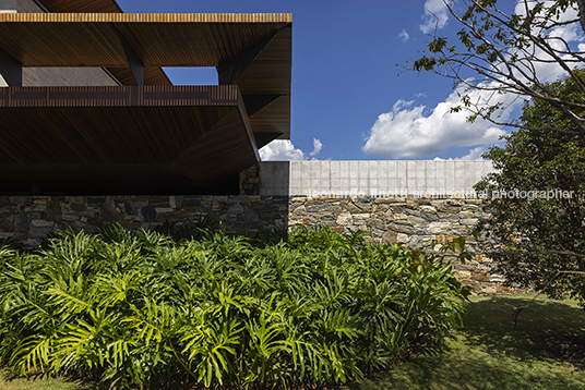 casa ninho felipe caboclo arquitetura