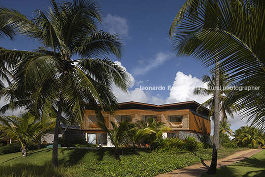 casa ml bernardes arquitetura