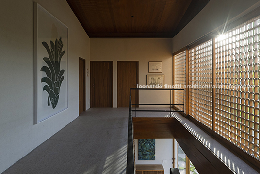 casa ml bernardes arquitetura