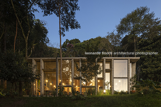 casa das minas mach arquitetos