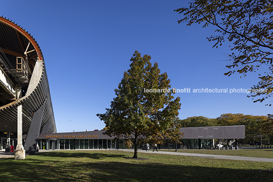 iit mccormick tribune campus center oma