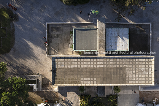 pavilhão brasileiro na bienal de veneza gabriela de matos