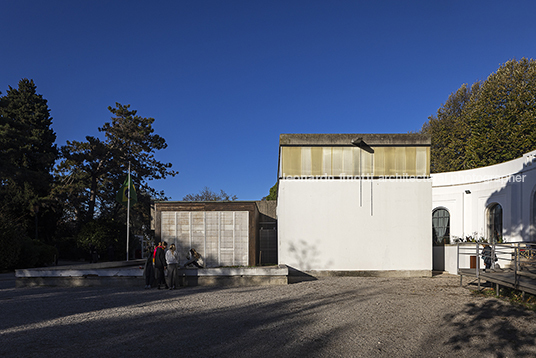 pavilhão brasileiro na bienal de veneza gabriela de matos