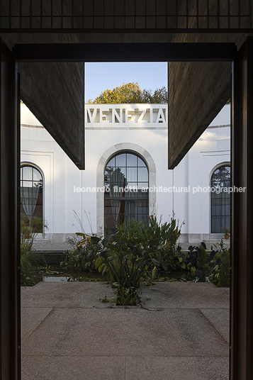 pavilhão brasileiro na bienal de veneza gabriela de matos