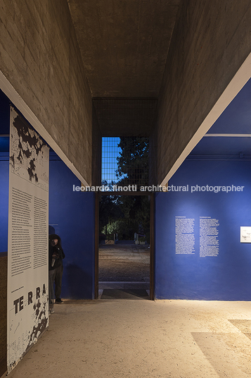 pavilhão brasileiro na bienal de veneza gabriela de matos