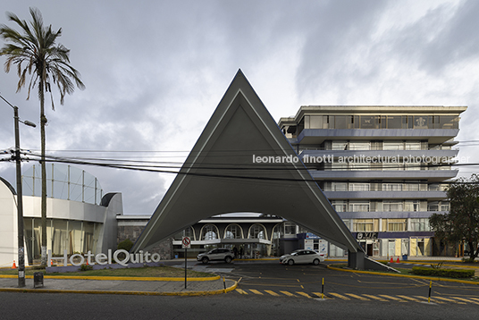 hotel quito charles foster mckirahan