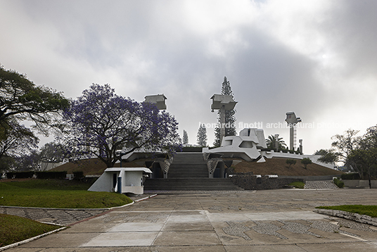 centro cultural miguel angelo asturias efraín recinos