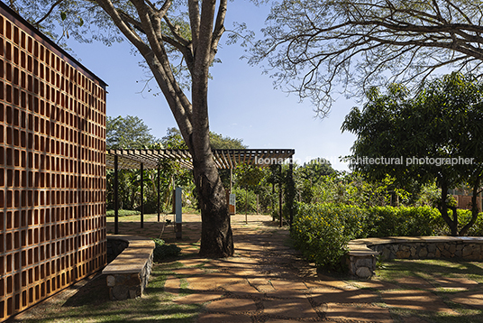 cozinha+loja comunitária mach arquitetos