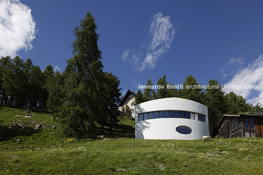 casa puenter oscar niemeyer